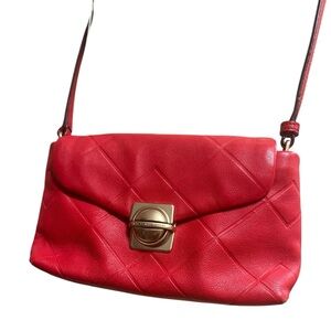 Marc Jacobs little red leather crossbody purse in quilted pattern new condition